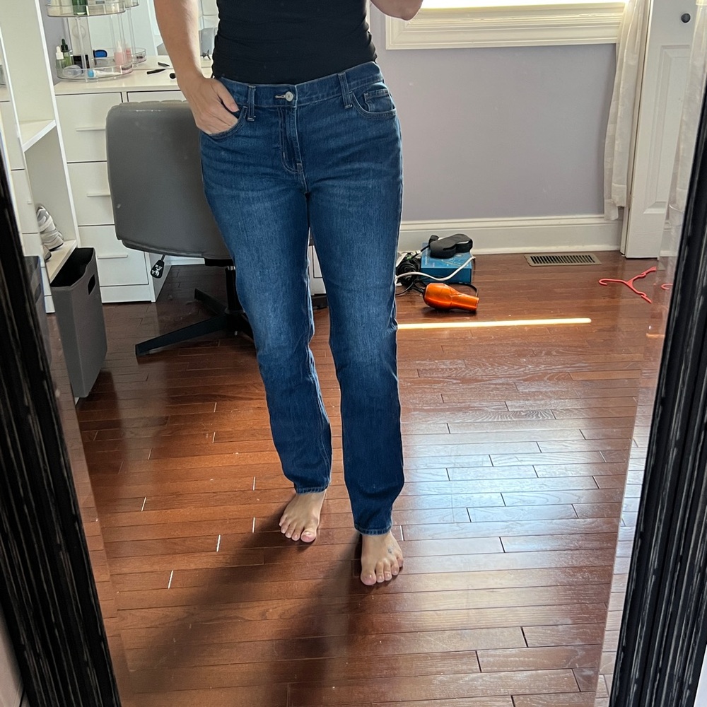 Old Navy Women's Straight Leg Jeans in Deep Blue